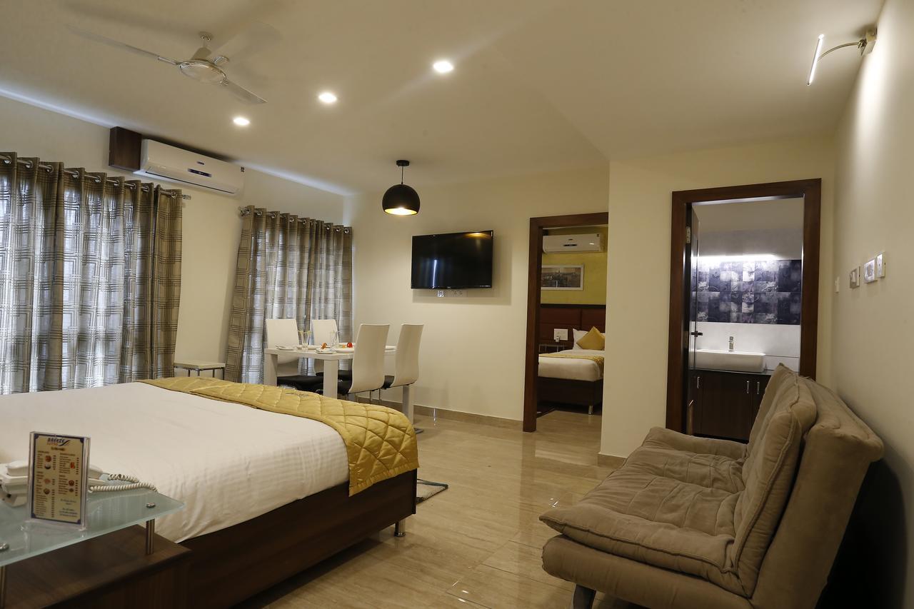 D Breeze Suites Devanahalli Экстерьер фото